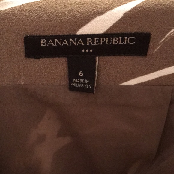 Banana Republic skirt - Picture 2 of 2